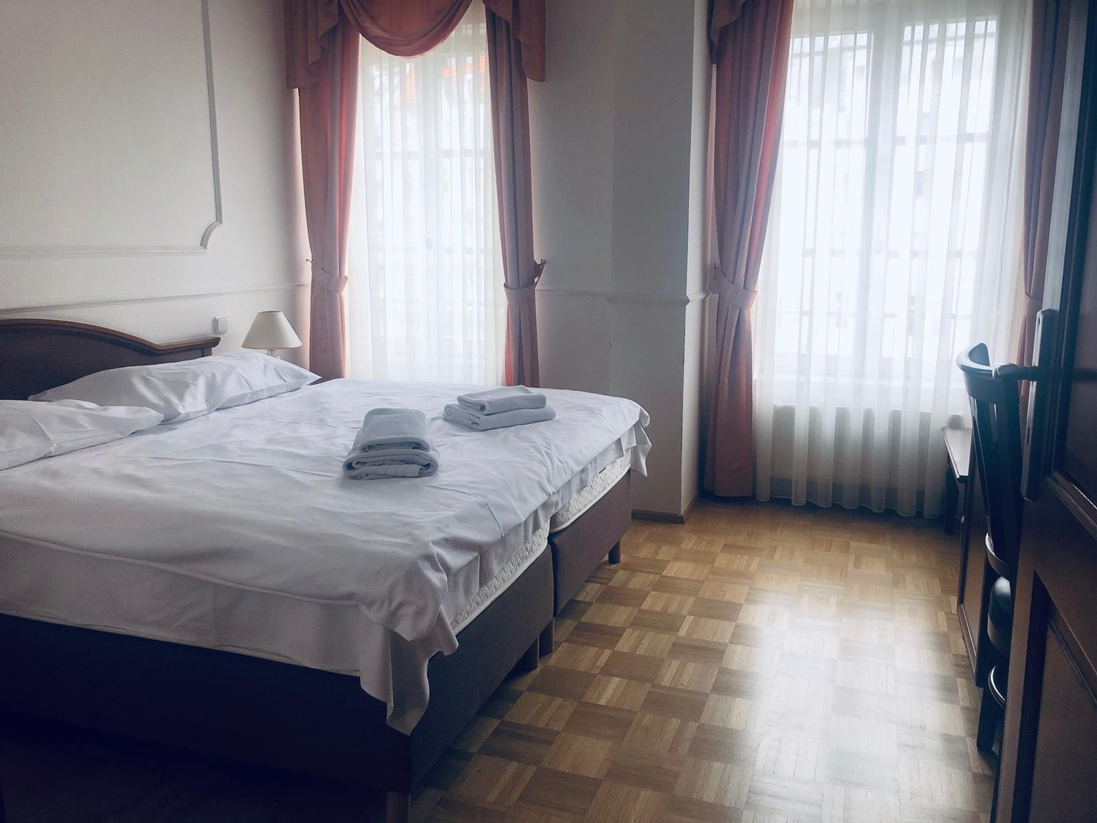 Hotel Renesance Krasna Kralovna Karlsbad Eksteriør billede