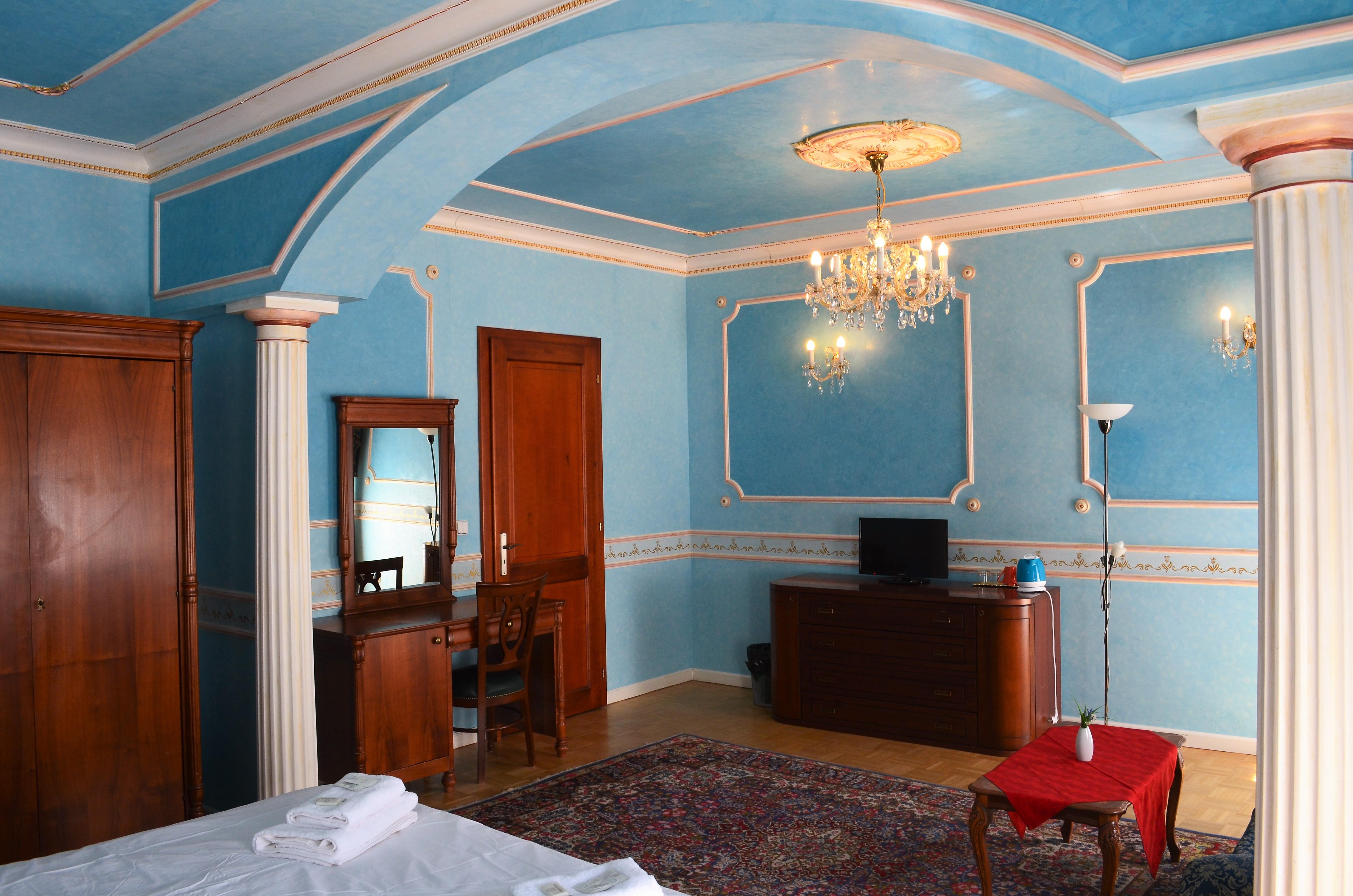 Hotel Renesance Krasna Kralovna Karlsbad Eksteriør billede